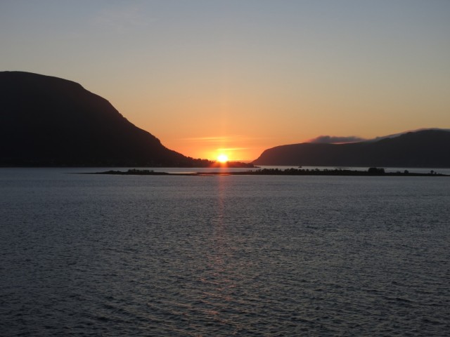 Hurtigruten_2015-06-27_23-21